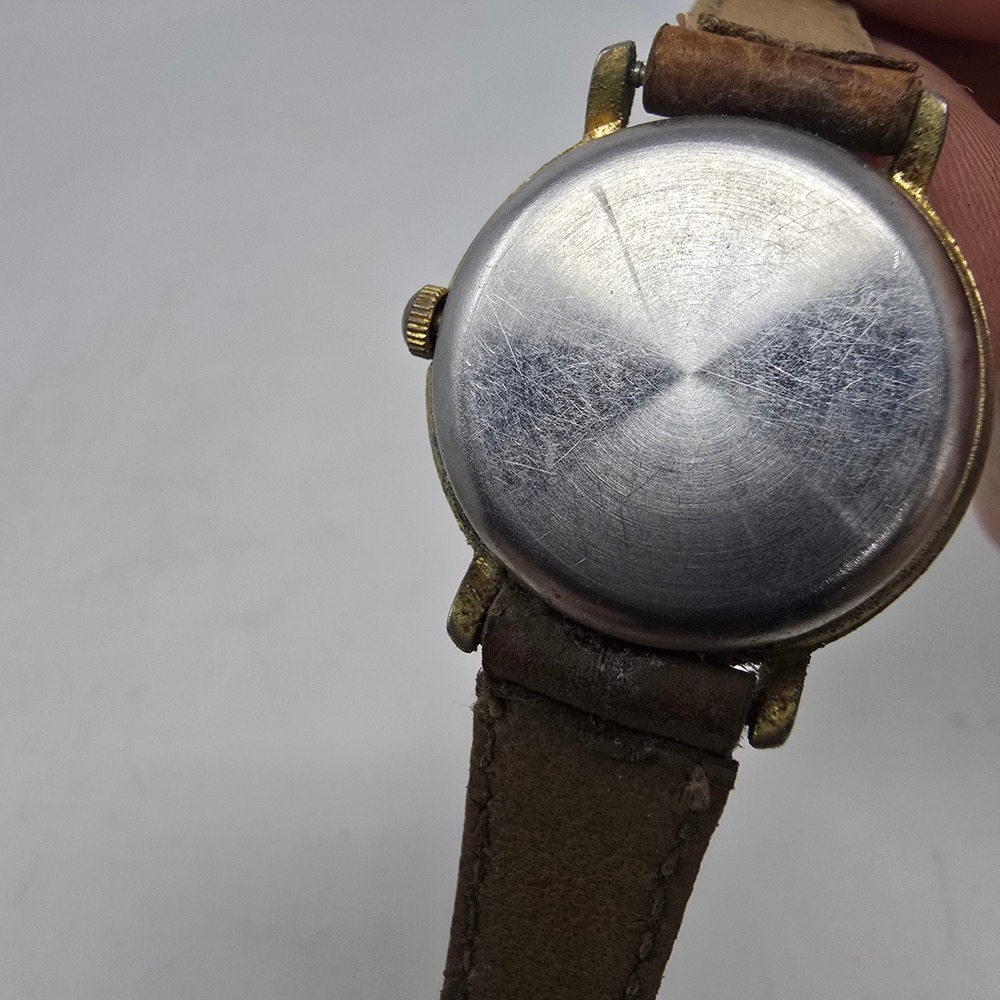Vintage Moon Phase Celestial Quartz Watch Brown Leather Strap Roman Numerals - Picture 4 of 4